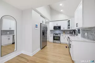 107 Botsford Ave, Milford, CT 06460 - Photo 15