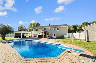 11 Crestwood Rd, Branford, CT 06405 - Photo 11