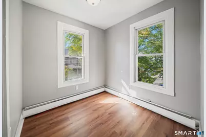 700 Iranistan Avenue, Bridgeport, CT 06605 - Photo 7