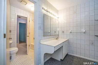 14 Woodbury Lane #14, West Hartford, CT 06117 - Photo 21
