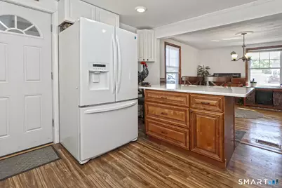 10 Glenmoor Drive, East Haven, CT 06512 - Photo 7