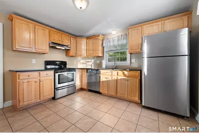 28 Lawndale Avenue, Bristol, CT 06010 - Photo 3