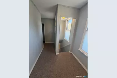 879 Whalley Avenue #2nd floor, New Haven, CT 06515 - Photo 11