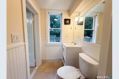 51 Franklin Street, New London, CT 06320 - Photo 9