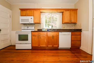 1790 Huntington Turnpike, Trumbull, CT 06611 - Photo 7