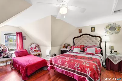 254 Hillside Avenue, Hartford, CT 06106 - Photo 17