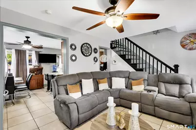 254 Hillside Avenue, Hartford, CT 06106 - Photo 5
