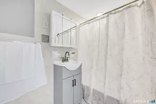 349 Hills St, East Hartford, CT 06118 - Photo 25