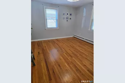 321 Middletown Avenue, Wethersfield, CT 06109 - Photo 17