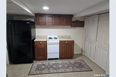 321 Middletown Avenue, Wethersfield, CT 06109 - Photo 21