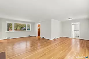 1360 Main St, Glastonbury, CT 06033 - Photo 15
