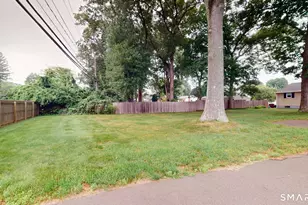 16 Arrow St, Enfield, CT 06082 - Photo 29