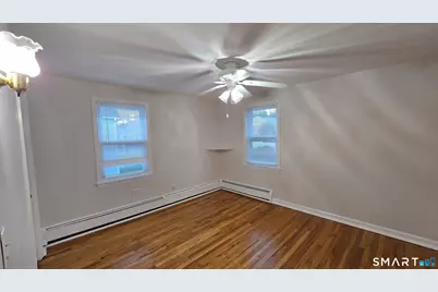 31 Mulberry Street, Stamford, CT 06907 - Photo 11