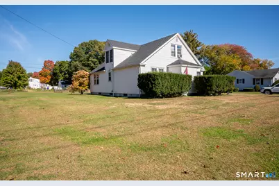 398 Elm Street, Windsor Locks, CT 06096 - Photo 19