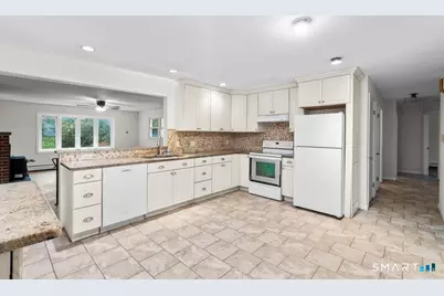 246 Bucks Hill Road, Waterbury, CT 06704 - Photo 7