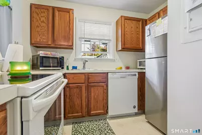 54 Rope Ferry Road #F115, Waterford, CT 06385 - Photo 11