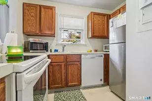 54 Rope Ferry Rd, Waterford, CT 06385 - Photo 11
