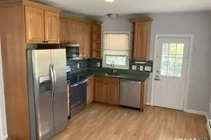 18 Johnson Ave, Seymour, CT 06483 - Photo 11