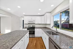 33 Northwood Pl, Milford, CT 06461 - Photo 5