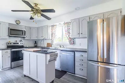 267 Kings Highway, North Haven, CT 06473 - Photo 13