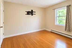 131 Oak St, Waterbury, CT 06704 - Photo 5