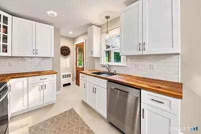 2 Benstone Street, Stamford, CT 06905 - Photo 7