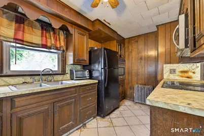 74 Highland Park, Enfield, CT 06082 - Photo 7