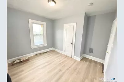 173 Coleman Street #2nd fl, Bridgeport, CT 06604 - Photo 15
