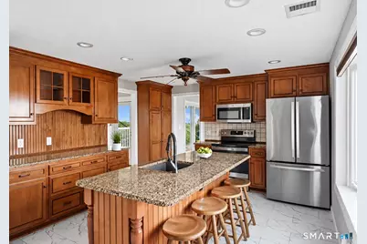 29 Homecrest Street, Newington, CT 06111 - Photo 13