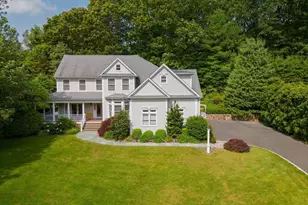 92 Meadow Rd W, Trumbull, CT 06611 - Photo 1