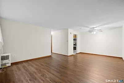 9 Thompson Road #2B, Manchester, CT 06040 - Photo 3