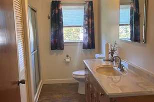 77 John St, East Haven, CT 06513 - Photo 5