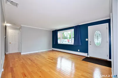 102 Harding Street, Wethersfield, CT 06109 - Photo 5