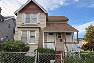 405 Bellevue St, Hartford, CT 06120 - Photo 1