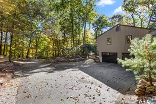 34 Dorethy Rd, Redding, CT 06896 - Photo 33