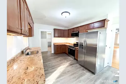595 North Main Street #1, Suffield, CT 06078 - Photo 5