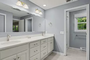 22 Maple Vale Dr, Woodbridge, CT 06525 - Photo 27
