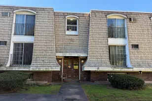 1214 Middle Turnpike W, Manchester, CT 06040 - Photo 3