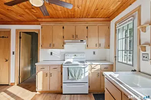 643 Forest Rd, Suffield, CT 06093 - Photo 11