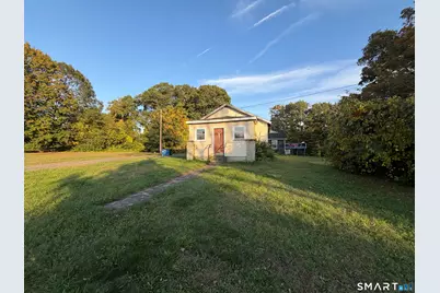 20 Terrace Boulevard, Norwich, CT 06360 - Photo 1
