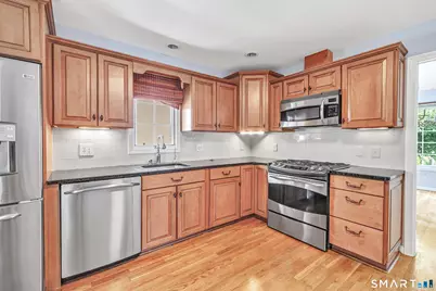 104 Hickory Woods Lane #104, Stratford, CT 06614 - Photo 15