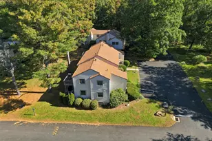 106 Smoke Valley Dr, Stratford, CT 06614 - Photo 1
