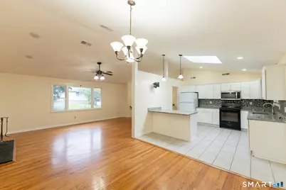 15 Highland Avenue, Stratford, CT 06614 - Photo 5