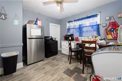 165 Martin Street, Hartford, CT 06120 - Photo 9