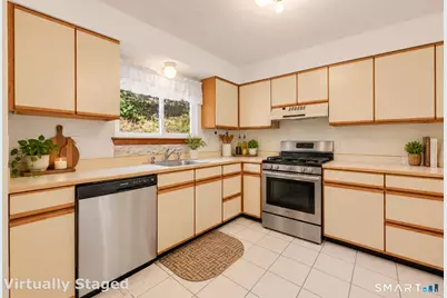 111 Knowles Avenue #111, Middletown, CT 06457 - Photo 5