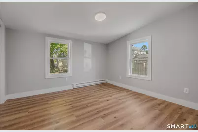 27 Dell Avenue, New London, CT 06320 - Photo 19