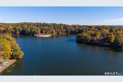4 Carol Street, Danbury, CT 06810 - Photo 29