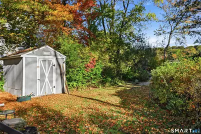 4 Carol Street, Danbury, CT 06810 - Photo 23