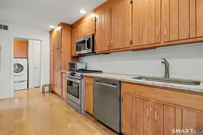 313 Harvest Commons #313, Westport, CT 06880 - Photo 13