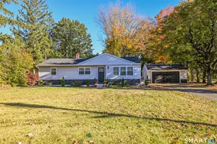 6 Manor Ct, North Haven, CT 06473 - Photo 1